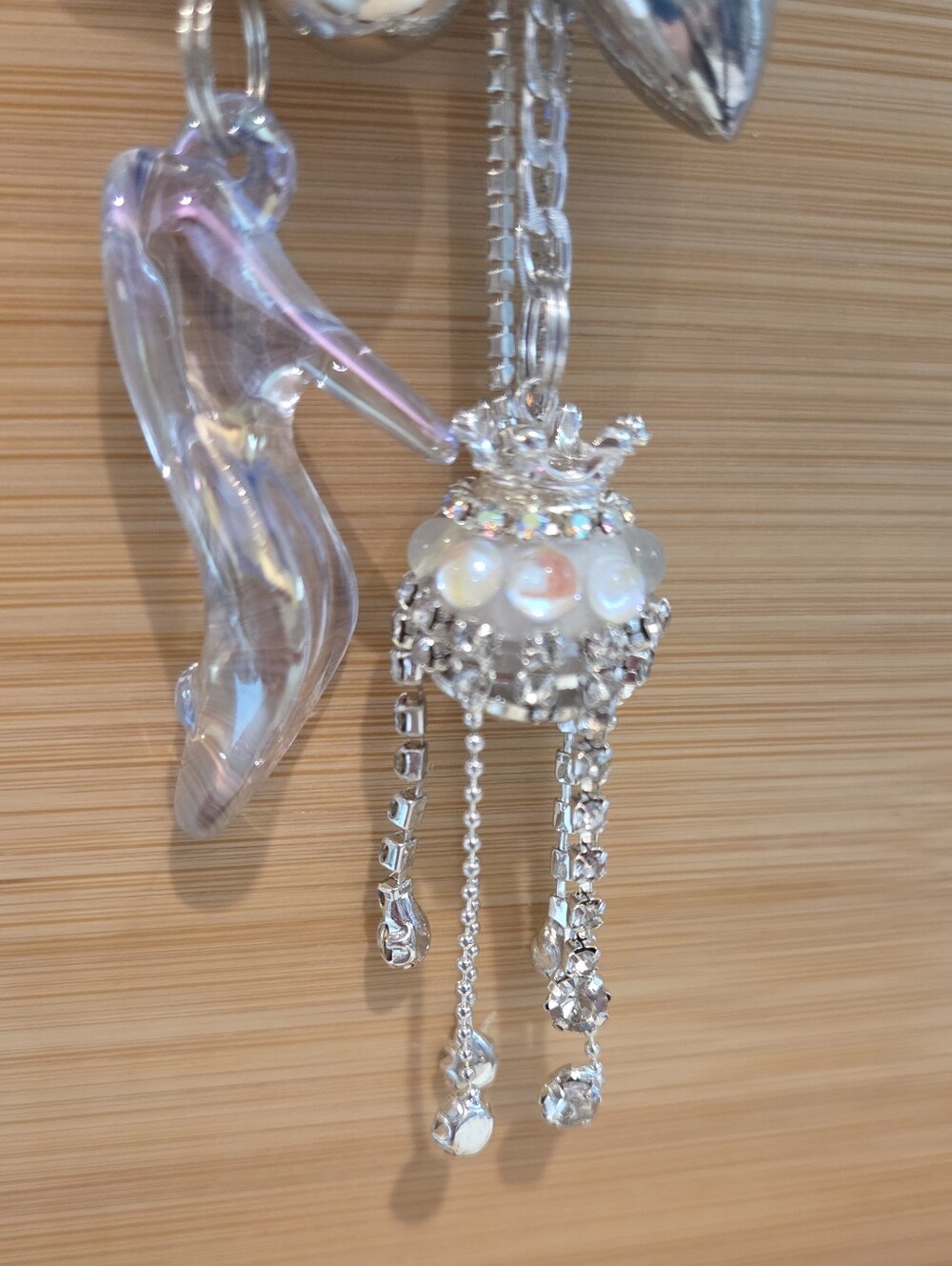 ✨ Luxury Rhinestone "You Are Beautiful" Perfume Bottle Keychain Charm ✨ - Picture 11 of 15